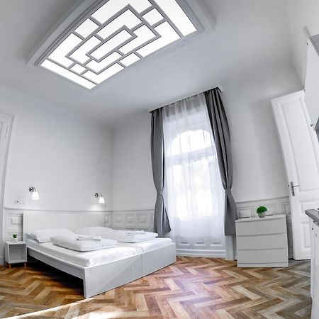 Toni Villa Budapeste Exterior foto